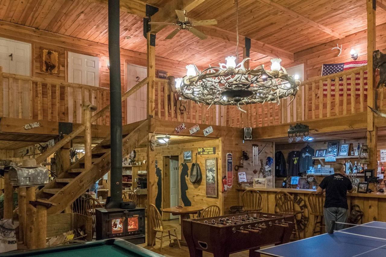 Lake Guest Ranch Villa Devils Tower Екстериор снимка